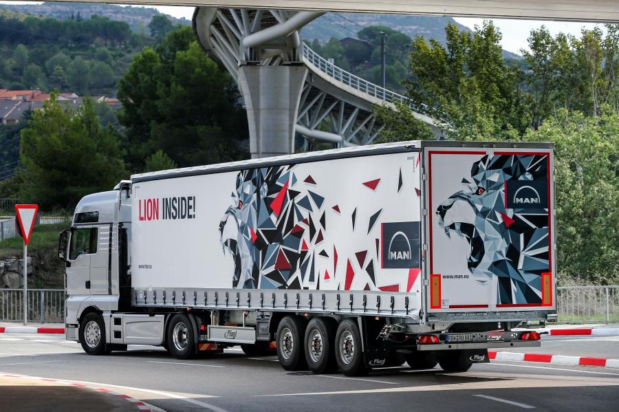 MAN TGX 18.500 4x2 XXL 2017 года  (фото 11 из 12)